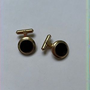 Destino 12k GF Cuff Links Dark Center Stone Round  True Vintage